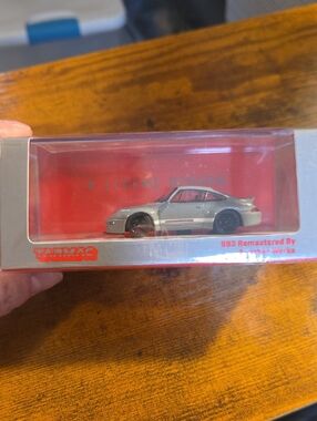 993 Remastered Die-Cast Model Car - Silver